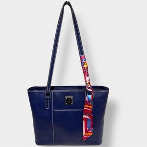 Dooney & Bourke 🪢EUC Cobalt Blue Penrose Pocket Tote